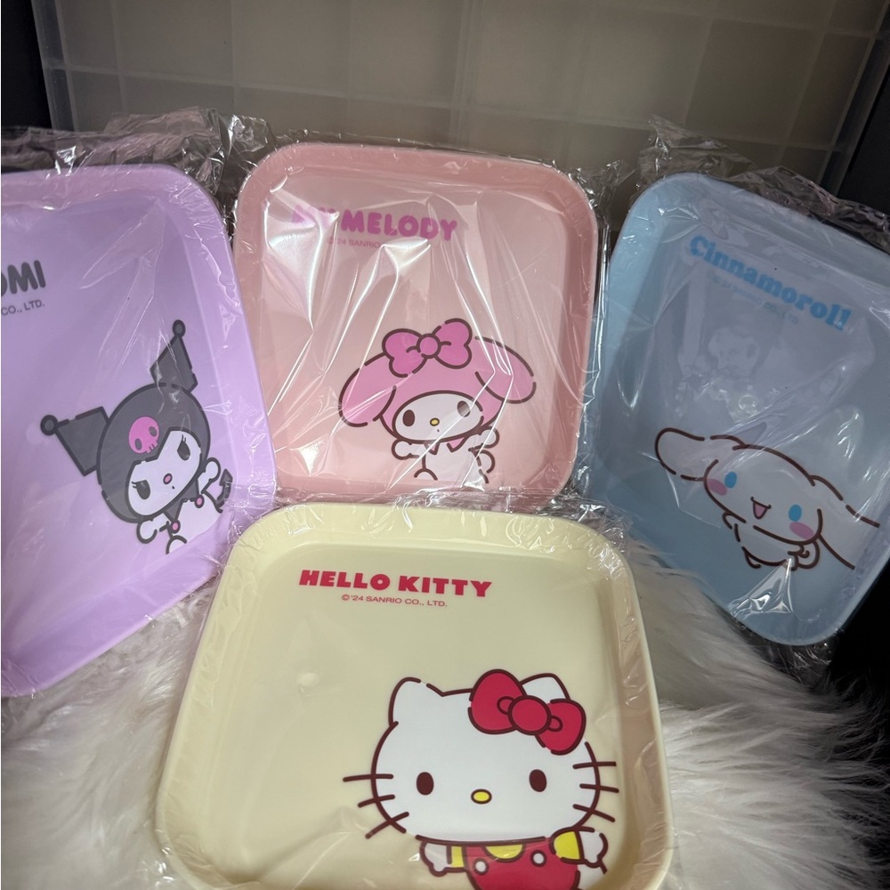 Sanrio Character Square Plates - Pink, Purple, Blue, Cream